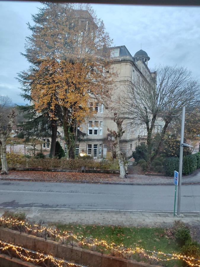 Апартаменты A Xanela De Balneario Мондарис-Бальнеарио Экстерьер фото